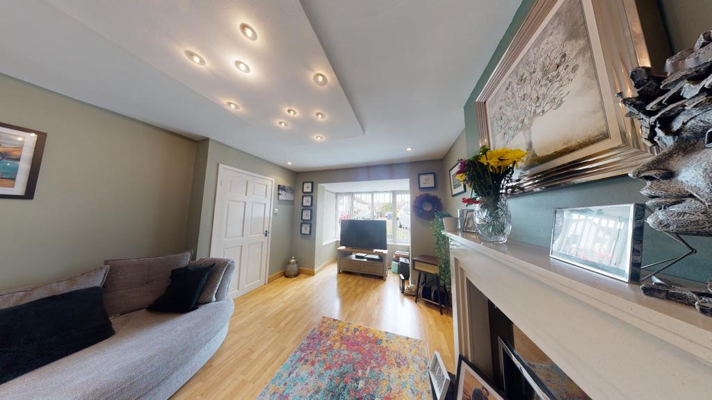 Westcliffe Way, South Shields 4 bed semidetached house £199,995