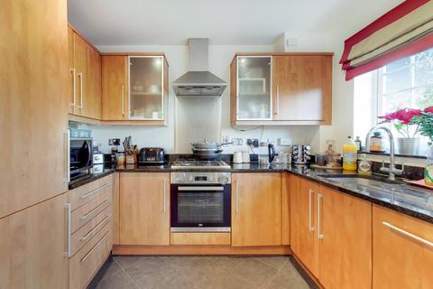 3 bedroom semi-detached house for sale - Brightwen Grove, Stanmore, HA7