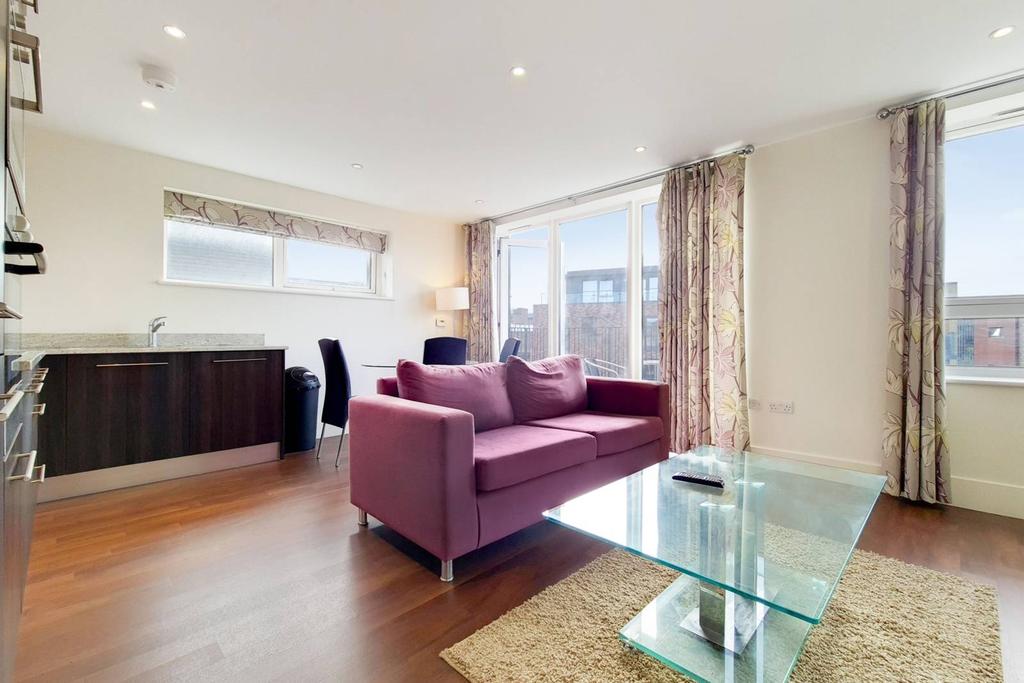 Stanmore Place, Stanmore, HA7 2 bed flat £525,000
