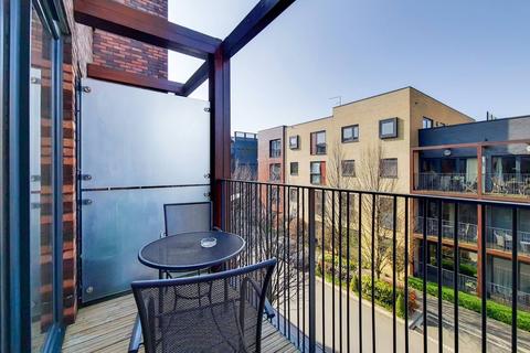 44, Attlee Court Unwin Way, Stanmore, HA7 1FF