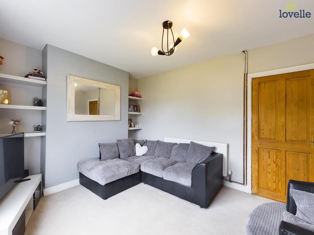 Gainsborough Road, Middle Rasen, LN8 2 bed semidetached house £180,000