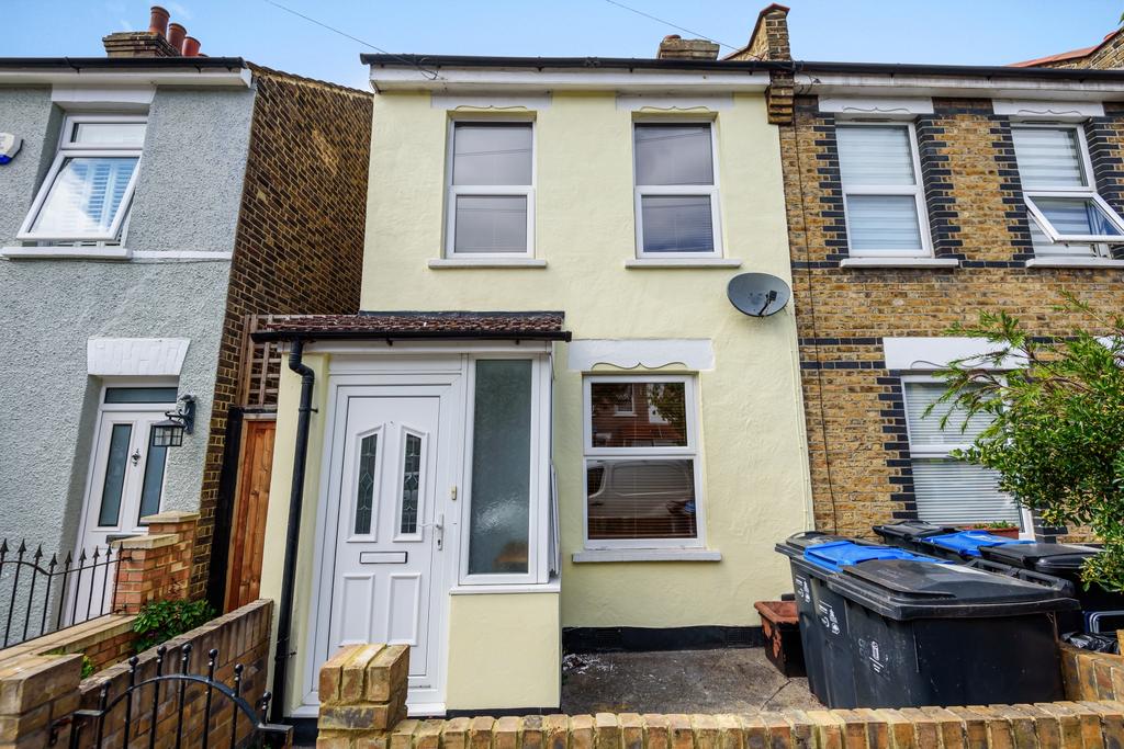 Exeter Road, Croydon, CR0 3 bed house £1,700 pcm (£392 pw)