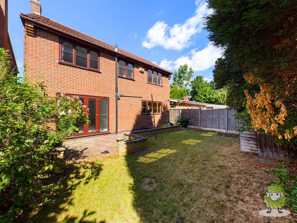 Flatts Lane, Calverton NG14 6JZ 4 bed detached house £250,000