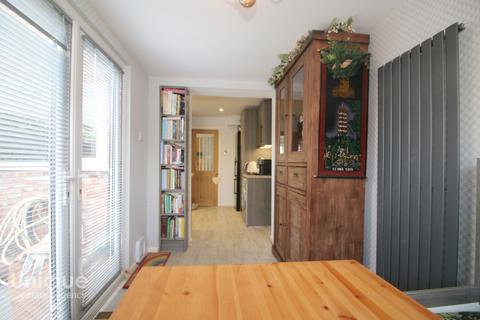 1 Lothian Place, Blackpool, FY2 0EZ