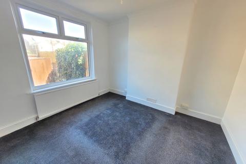 3 bedroom end of terrace house for sale - WELLFIELD AVENUE, PORTHCAWL, CF36 5TP