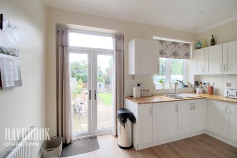 76 Farview Road, Sheffield, S5 7TB