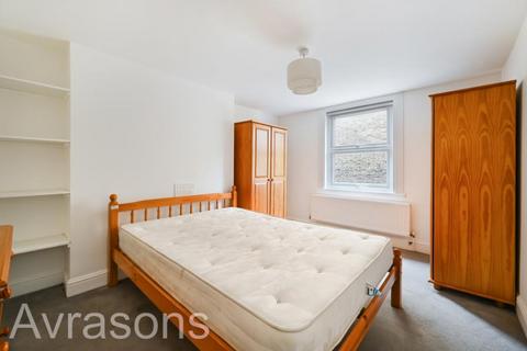 1 bedroom flat to rent, BRIXTON ROAD, OVAL