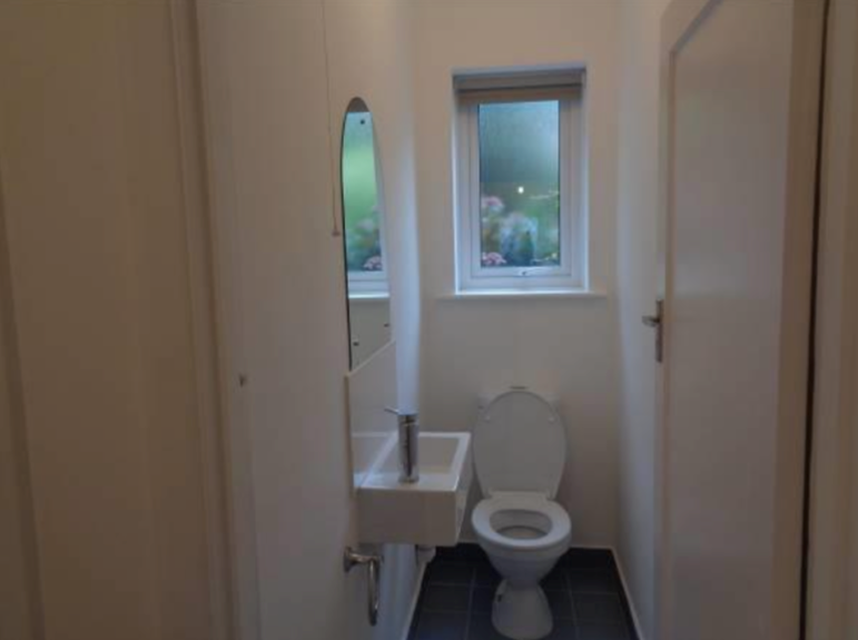 Separate WC