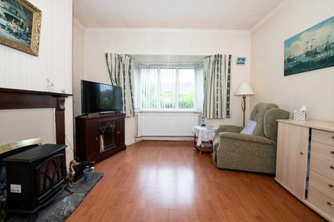 11 Wingate Drive, Whitefield, Manchester, M45 7GX