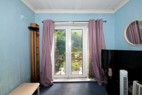 11 Wingate Drive, Whitefield, Manchester, M45 7GX