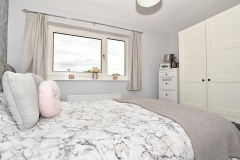 96 Thistledown, Gravesend, DA12 5EX