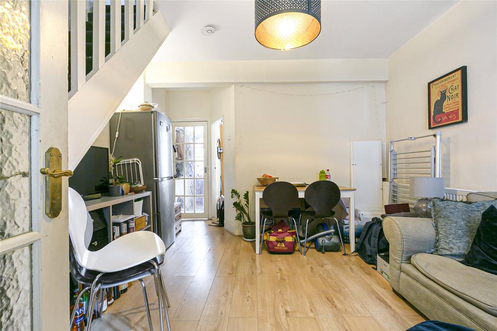 Glenavon Road, London, E15 3 bed house £2,000 pcm (£462 pw)