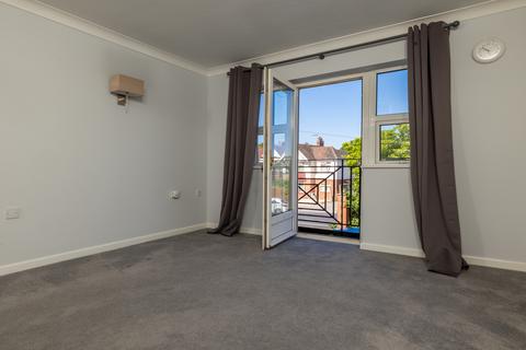 2 bedroom flat for sale - Marlborough House, Northcourt Avenue, Reading, RG2 7BH