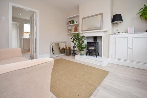 21 Bromyard Terrace, Worcester, WR2 5BW