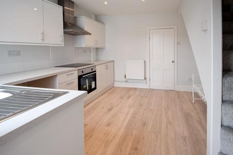 21 Bromyard Terrace, Worcester, WR2 5BW