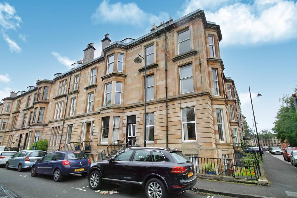 Parkgrove Terrace, Kelvingrove, Glasgow G3 3 bed flat for sale £295,000