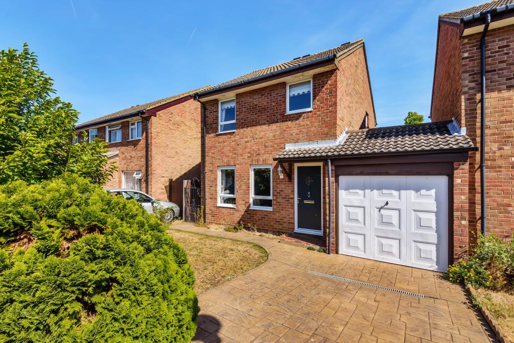 Hayes Close, Marston, OX3 3 bed link detached house £1,450 pcm (£335 pw)