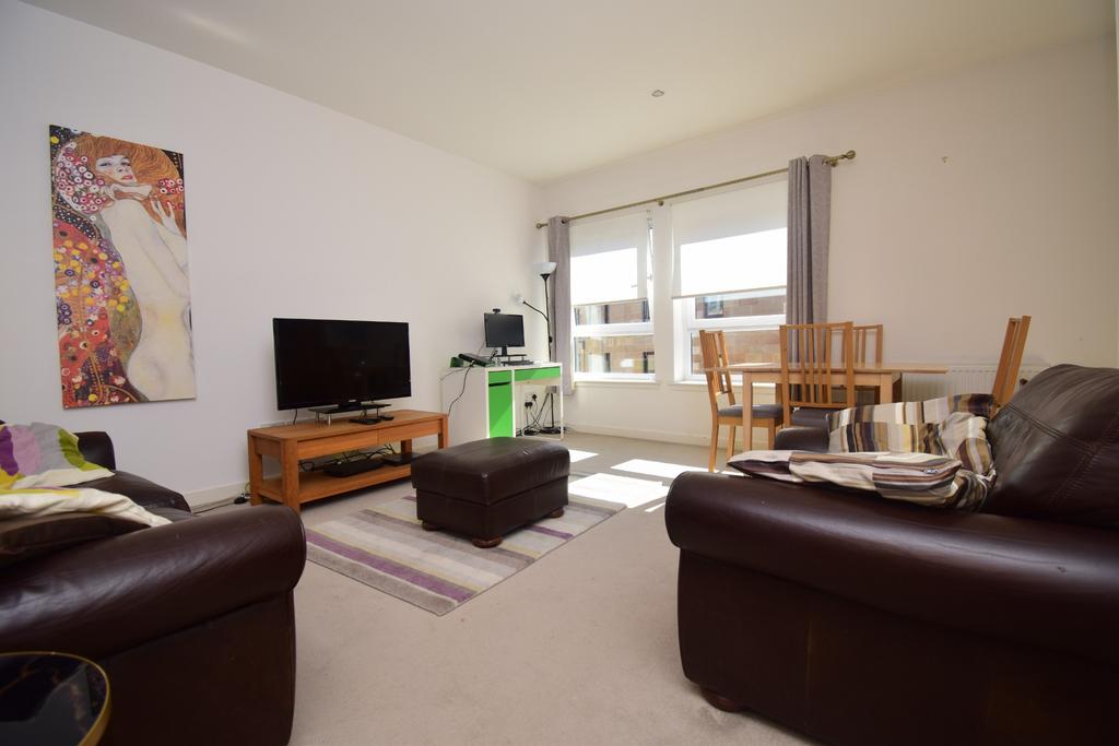 Hastie Street, Flat 3/3, Kelvingrove, Glasgow, G3 8AE 2 bed flat £