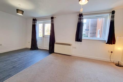 2 bedroom apartment to rent, Isham Place, Ipswich