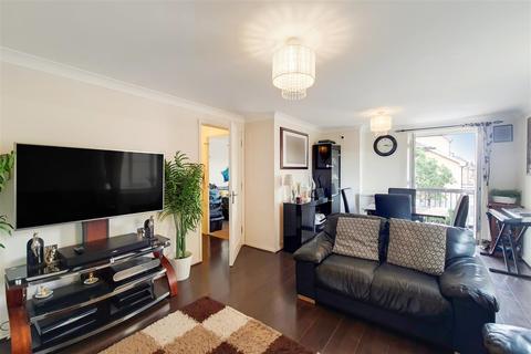 2 bedroom apartment for sale - Tallow Close, Dagenham, Essex