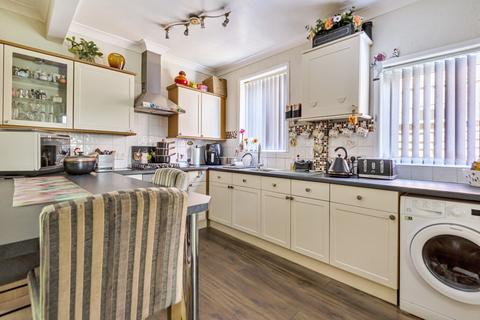 3 Steuart Road, Southampton, SO18 1AJ