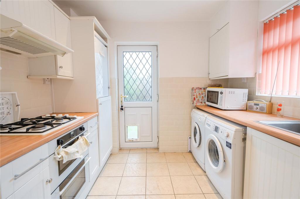 Kitchen (2)