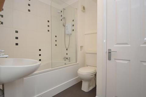 32 Wey Road, Godalming, GU7 1ND