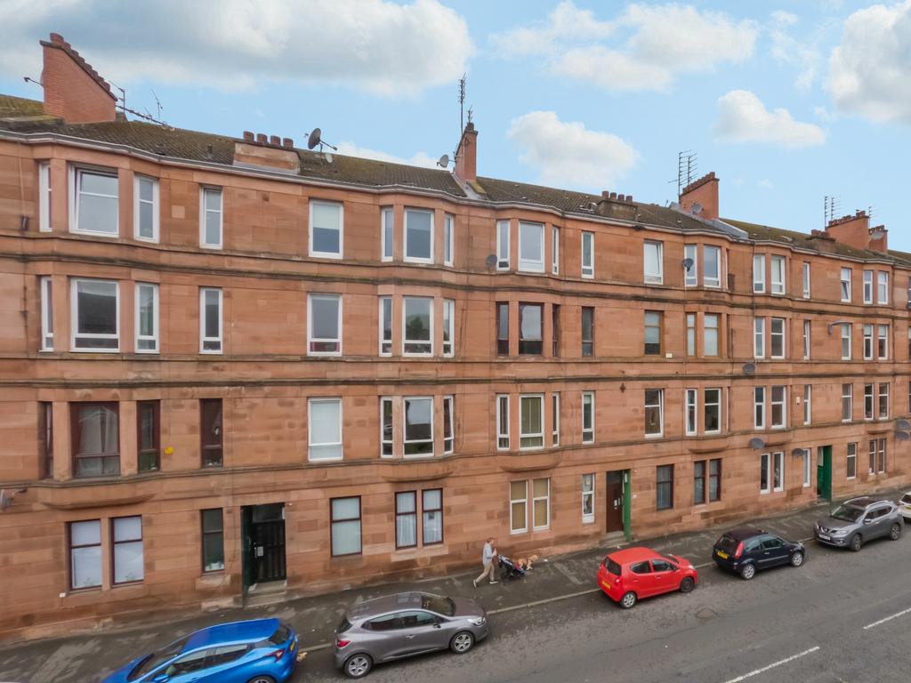 Holmlea Road, Flat 3/2, Cathcart, Glasgow, G44 4AL 1 bed flat £115,000
