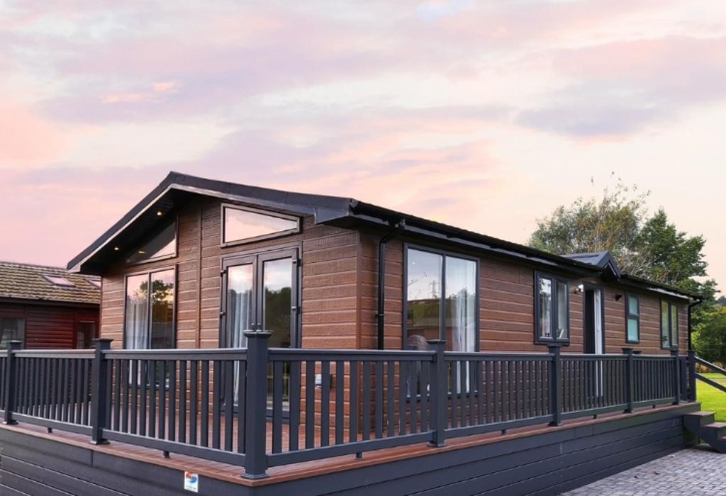 Hawthorn Kingfisher, Derwent Oaks, Sutton upon Derwent, Yorkshire 2 bed