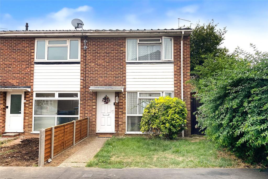Timberleys, Littlehampton, West Sussex 2 bed terraced house for sale