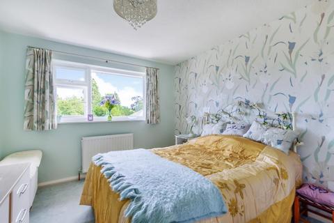 58 Greenfields, Kington, HR5 3AA
