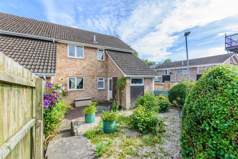 58 Greenfields, Kington, HR5 3AA
