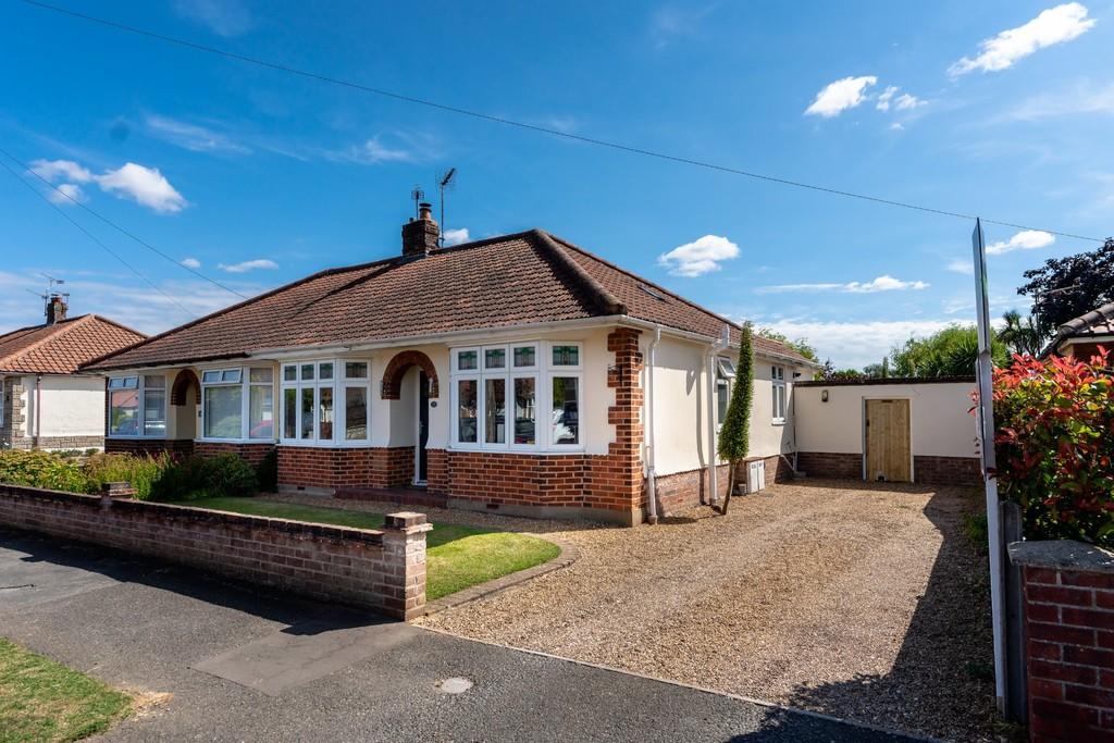 Thorpe St Andrew 2 bed semidetached bungalow for sale £350,000