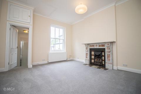 2 bedroom apartment to rent, Cathedral Road, Pontcanna