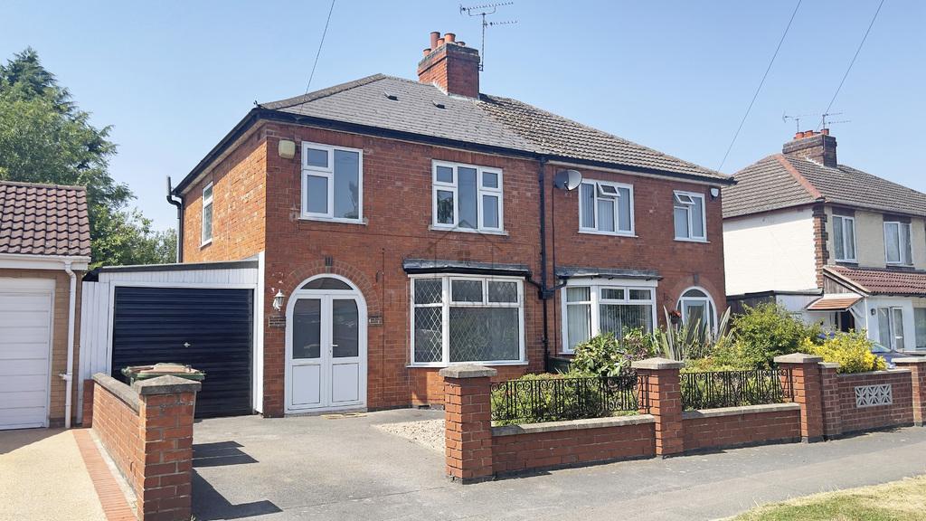 Charnwood Drive, Leicester Forest... 3 bed semidetached house £975