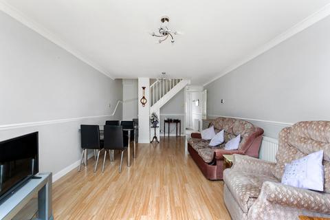 2 bedroom end of terrace house for sale - Greenstone Mews, Wanstead