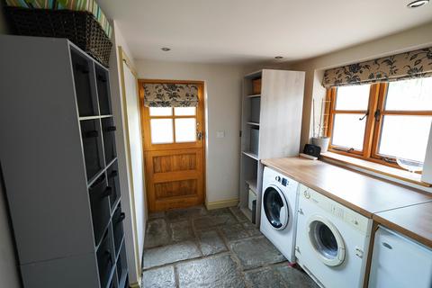Oaktree Cottage Back Lane, Chulmleigh, EX18 7AX