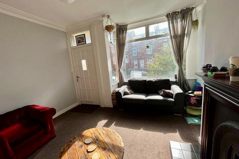 2 bedroom terraced house to rent, Argie Road