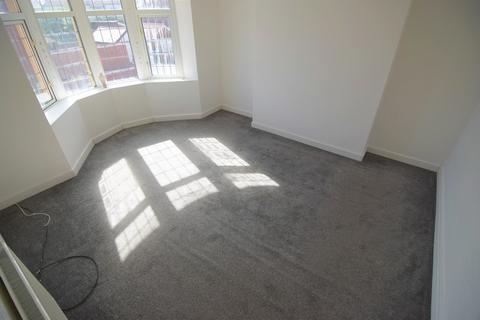 2 bedroom apartment to rent, Duchess Drive, Blackpool