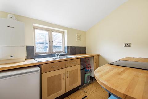 Flat C, 63 Whitbread Road, London, SE4 2BD