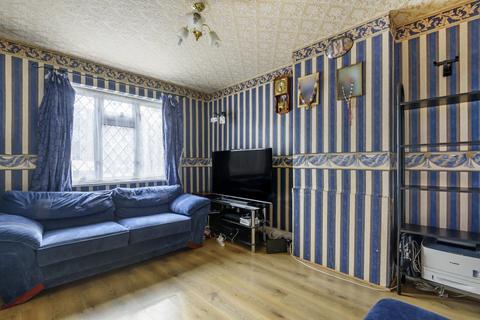 27 Wilson Avenue, Mitcham, CR4 3JL
