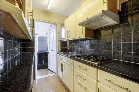 27 Wilson Avenue, Mitcham, CR4 3JL