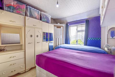 27 Wilson Avenue, Mitcham, CR4 3JL