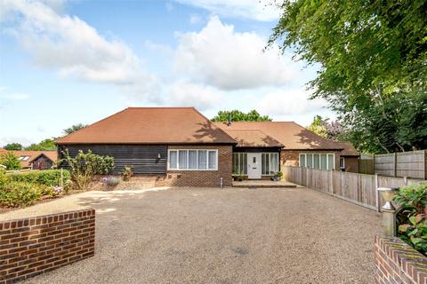 7 Fred Mead, Southfleet, Gravesend, DA13 9PQ