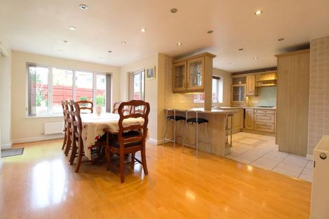 10 Crabtree Road, Walsall, WS1 2RY