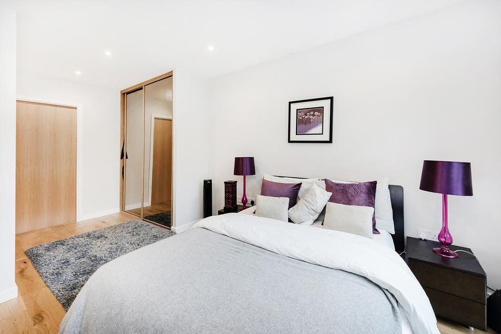 Waterfront Apartments, 82 Amberley Road 1 bed property £600,000
