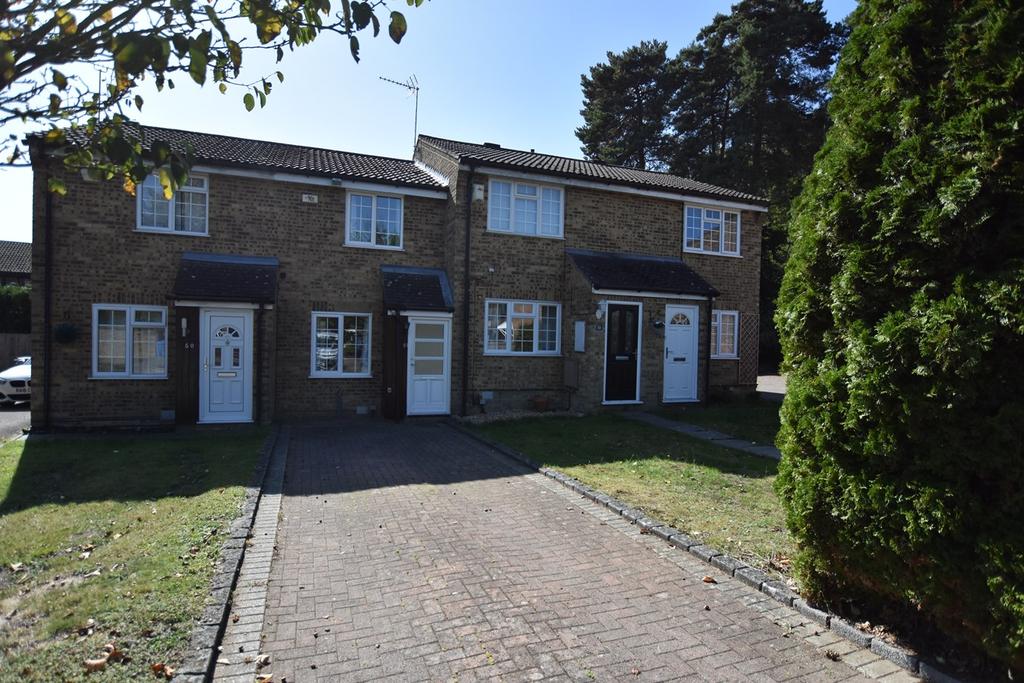 Crofton Close, Bracknell, RG12 2 bed terraced house £329,950