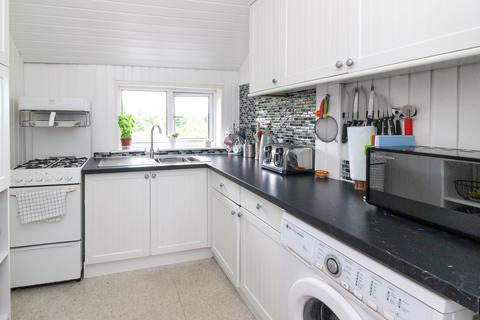 106 Pirniefield Place, Edinburgh, EH6 7PY