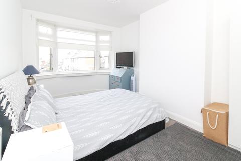 106 Pirniefield Place, Edinburgh, EH6 7PY