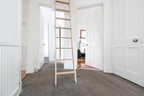 106 Pirniefield Place, Edinburgh, EH6 7PY